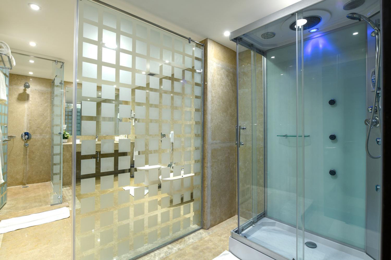 Bathroom 4