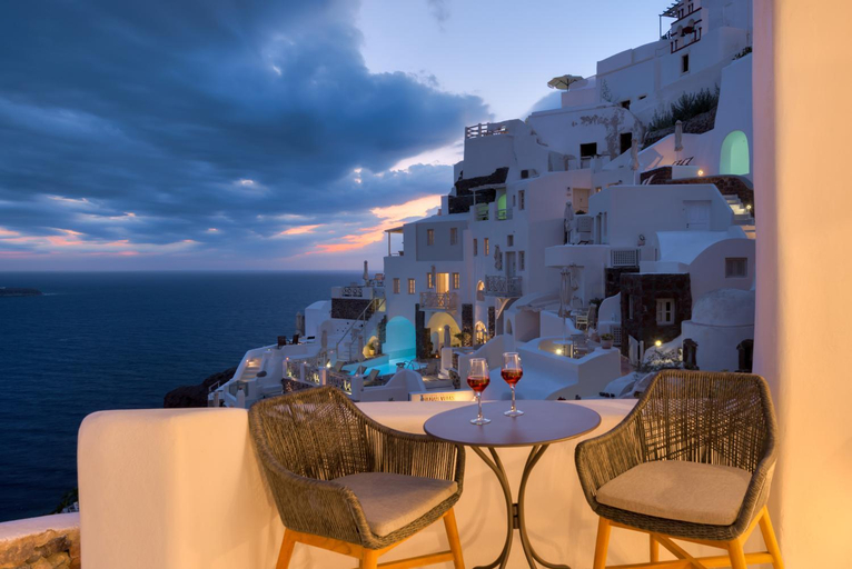 Food & Drinks 5, Oia Angle Cavehouse, South Aegean