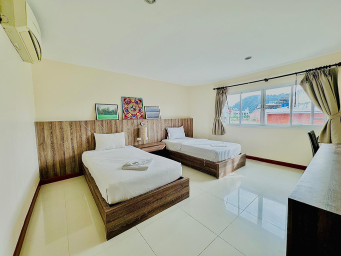 Bedroom 6