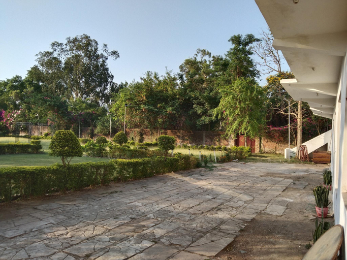 5, Hotel Mohan Raj Villas, Panna