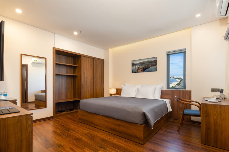 Bedroom 6