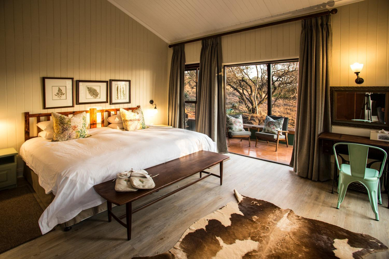 Bedroom 3, Three Tree Hill Lodge, Uthukela