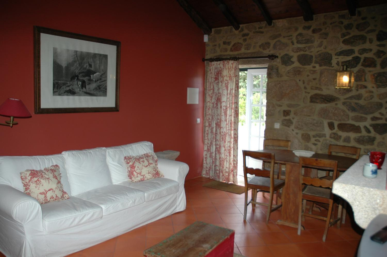 Others 2, Quinta da Casa Alta, Valença