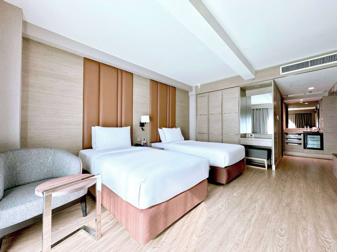 Bedroom 13