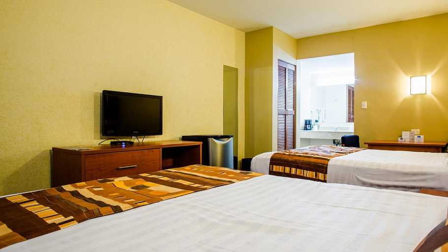 Bedroom 3, American Inn Hotel & Suites Delicias, Saucillo