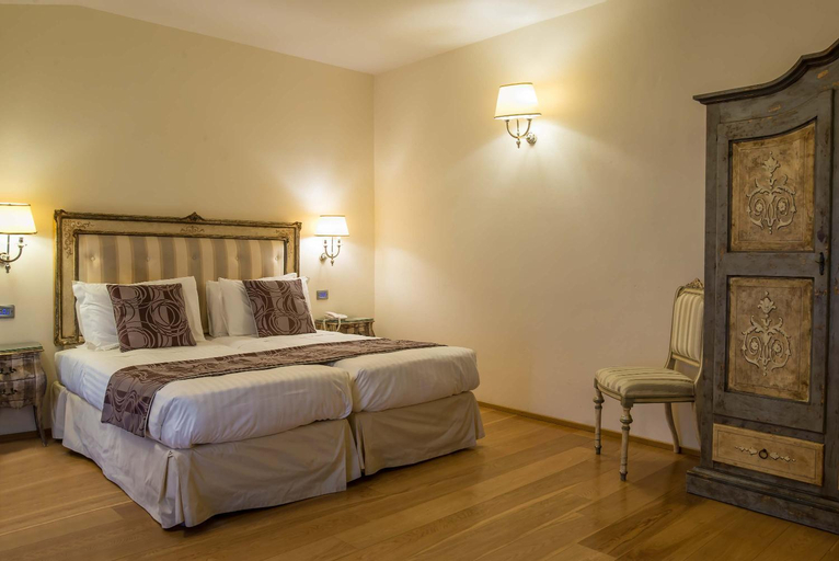 Bedroom 12