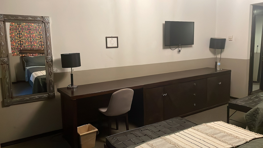 Others 4, Hotel Tarasco, Uruapan