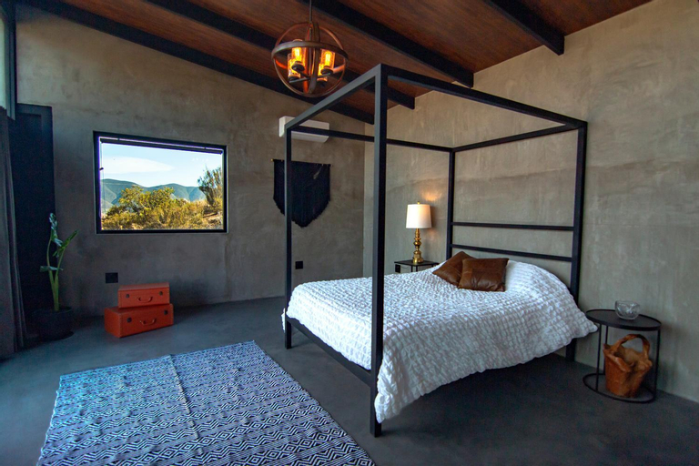 Bedroom 13