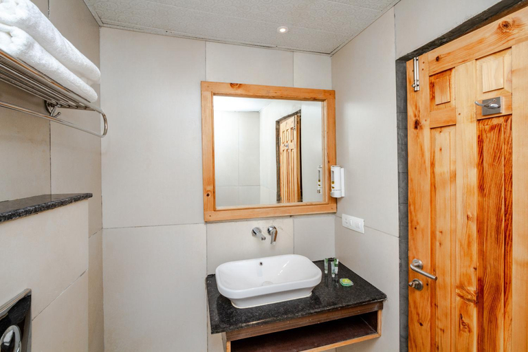 Bathroom 4, Tripli Hotels Stone House Cottage , Kullu