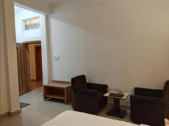 Bedroom, Hotel Lakeview Chhatarpur, Chhatarpur