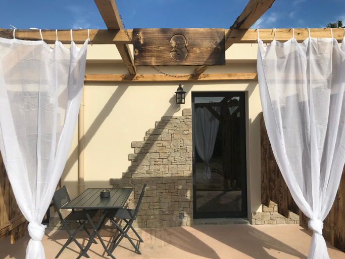 Others 4, Chambres du Gozzi, Corse-du-Sud