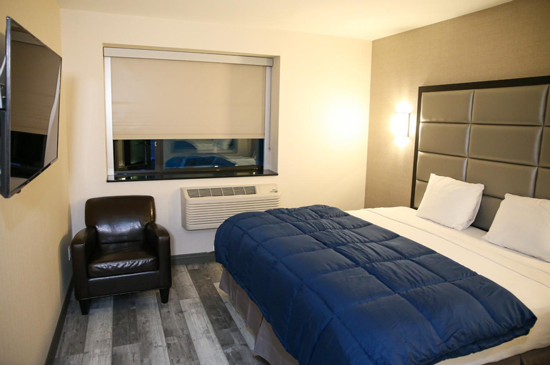 Bedroom 8