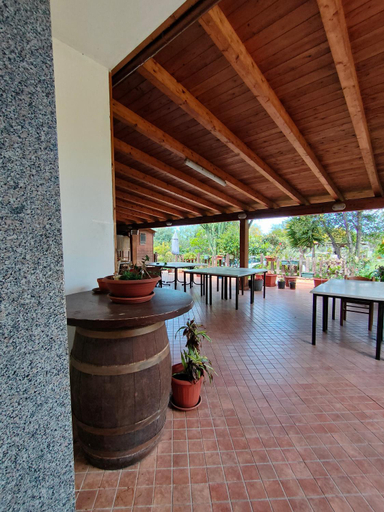 Others 2, B&B da Donatella, Sassari