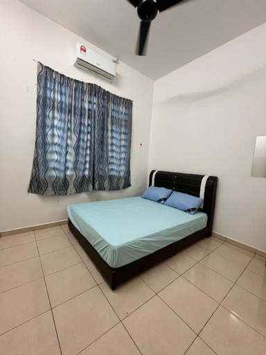 Bedroom 1, ZARA Homestay, Marang