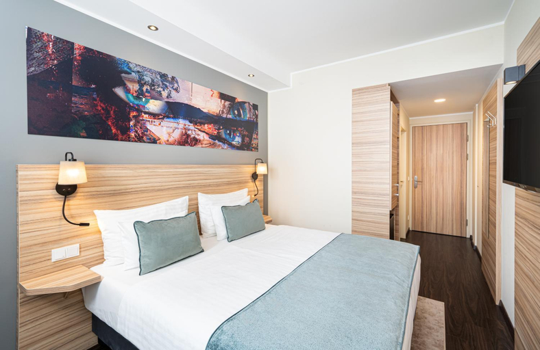Bedroom 6