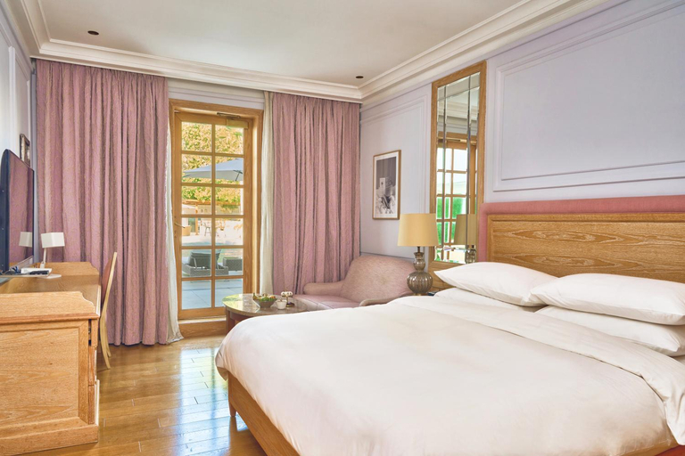 Bedroom 12