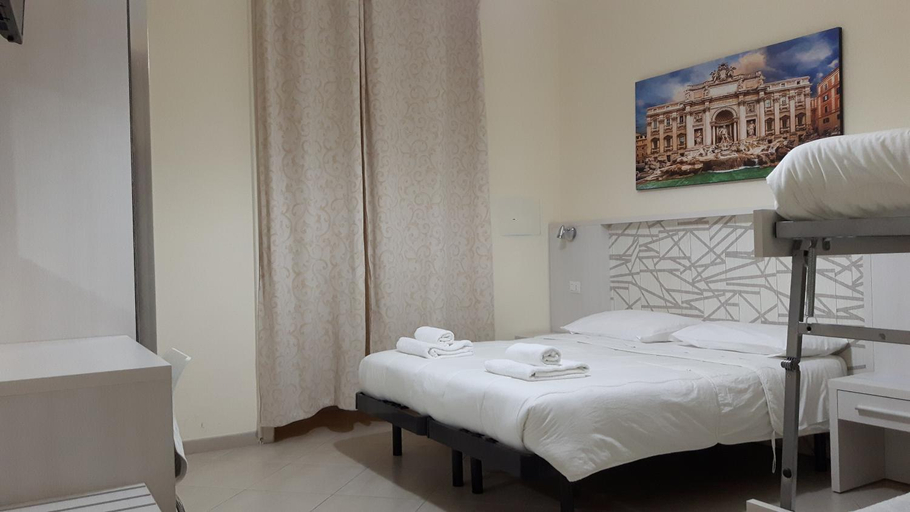 Others 5, IL Sole, Rome