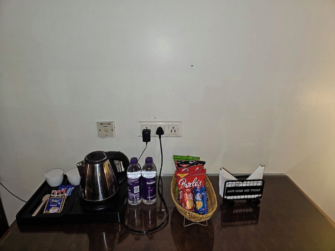Food & Drinks