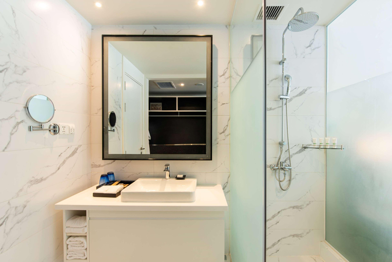 Bathroom 5, SOLEIL Ha Long Trademark collection by Wyndham, Hạ Long