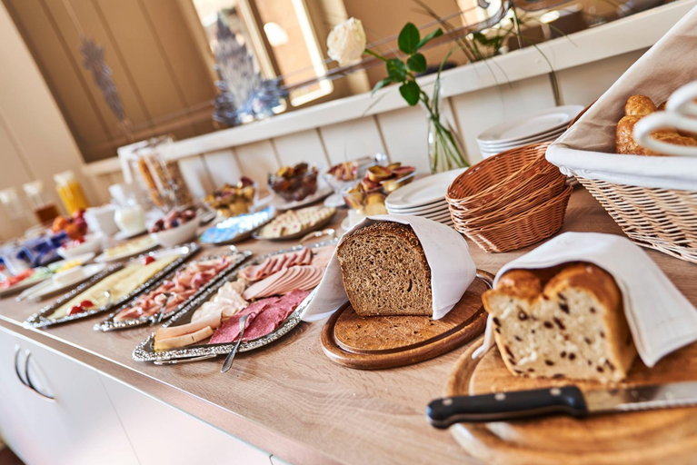Food & Drinks 5, Dom Hotel, Borken