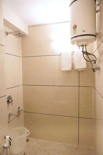 Bathroom 3, HOTEL WOODPARK, Shimla