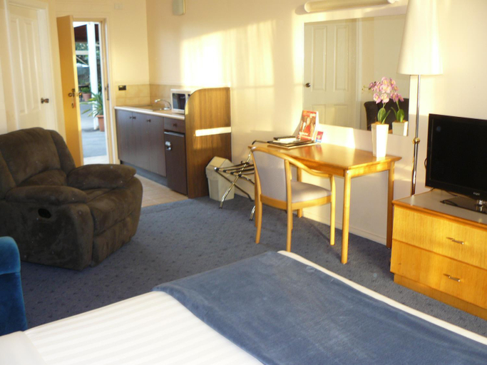 Bedroom 11