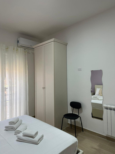 Others 4, The Roman Guesthouse, Roma