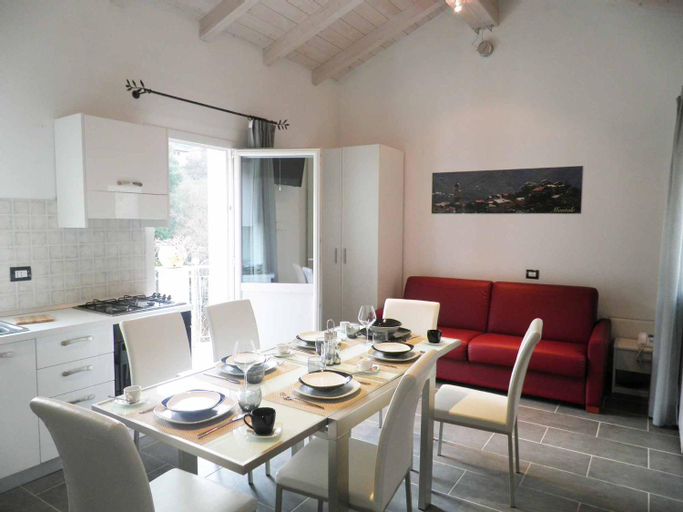 Dining Room 11