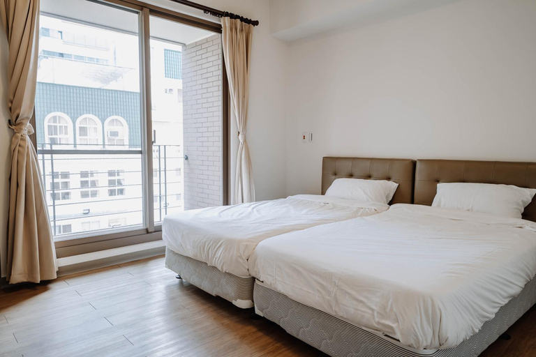 Bedroom 2, LAR Suite, Taichung