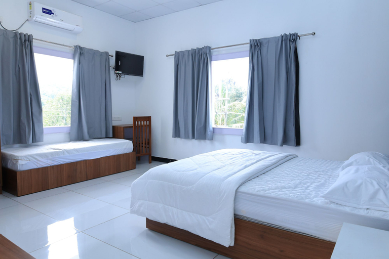 Bedroom 2, Iyer Square, Palakkad