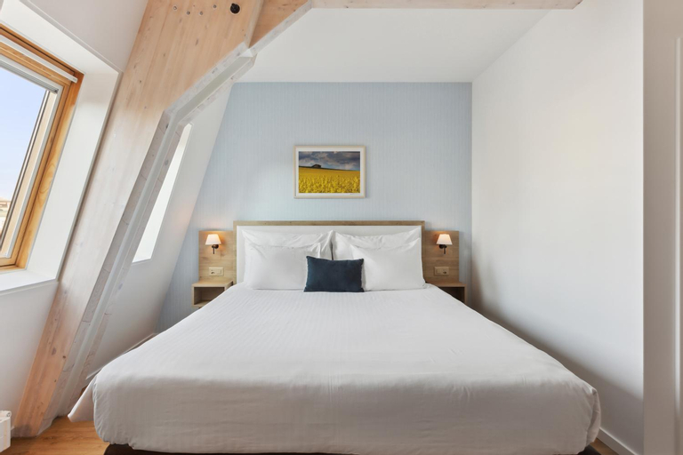Bedroom 3, Hôtel de la Couronne, Morges