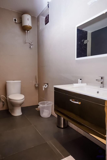 Bathroom 5, Ravissant Hotel Mandrem, North Goa