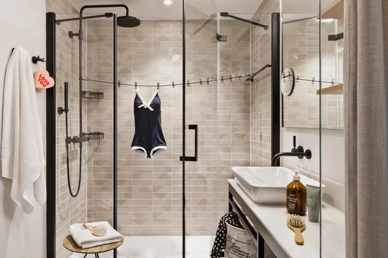 Bathroom 4