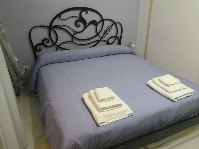 Others 5, B&B LA CASA DI GIORGIA DI PELLICANO' FRANCESCA, Reggio Di Calabria