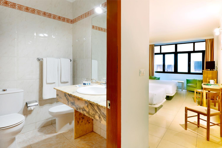 Bathroom 4, Hotel Faycan, Las Palmas