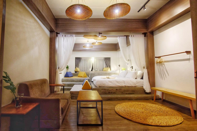 Bedroom 12