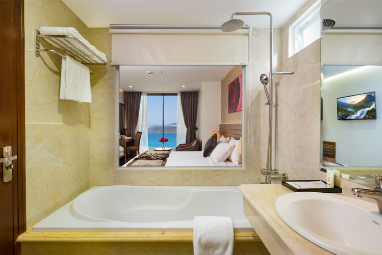 Bathroom 5, Sea Pearl Hotel Nha Trang, Nha Trang