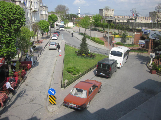 Others 4, Sultan Apartments, Fatih