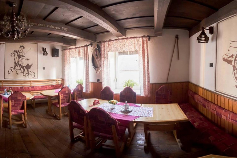Food & Drinks 5, Motel pod Stromisom, Rožnava
