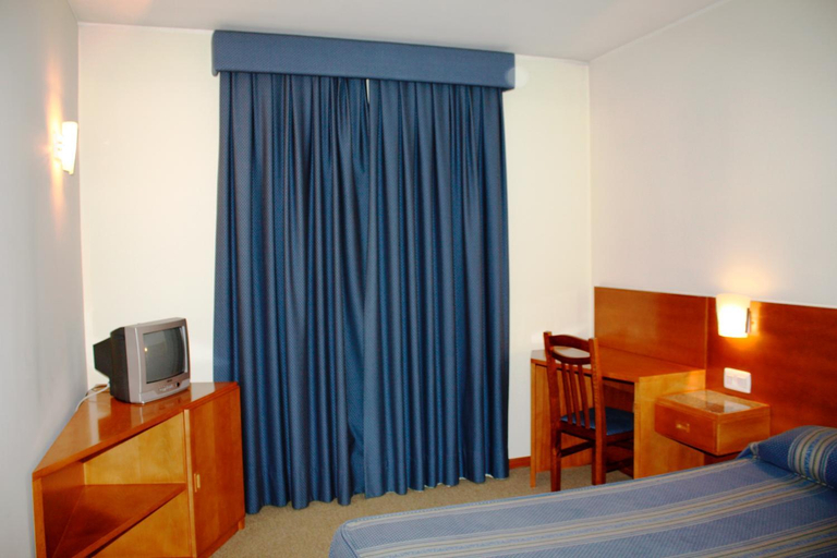Bedroom 12