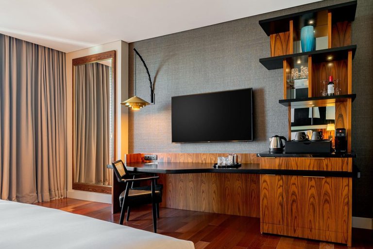 Bedroom 23