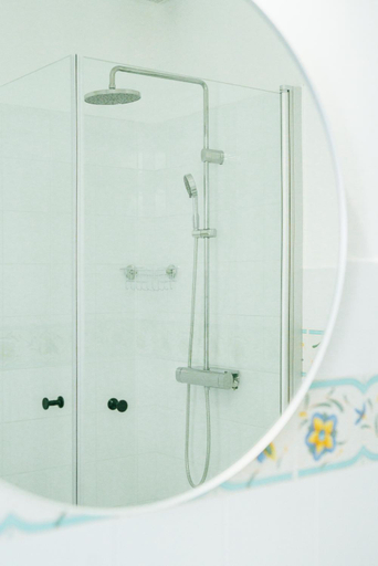 Bathroom 3, Archi Bianchi, Palermo