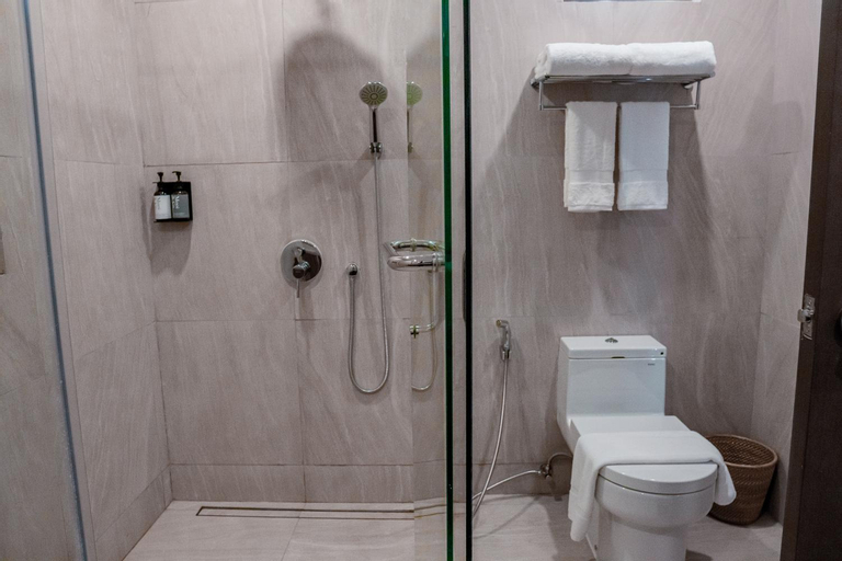 Bathroom 5