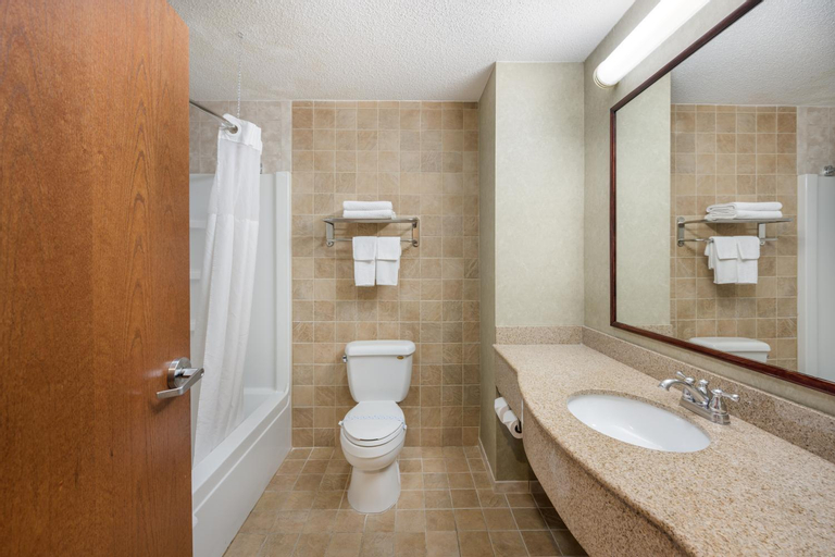 Bathroom 4