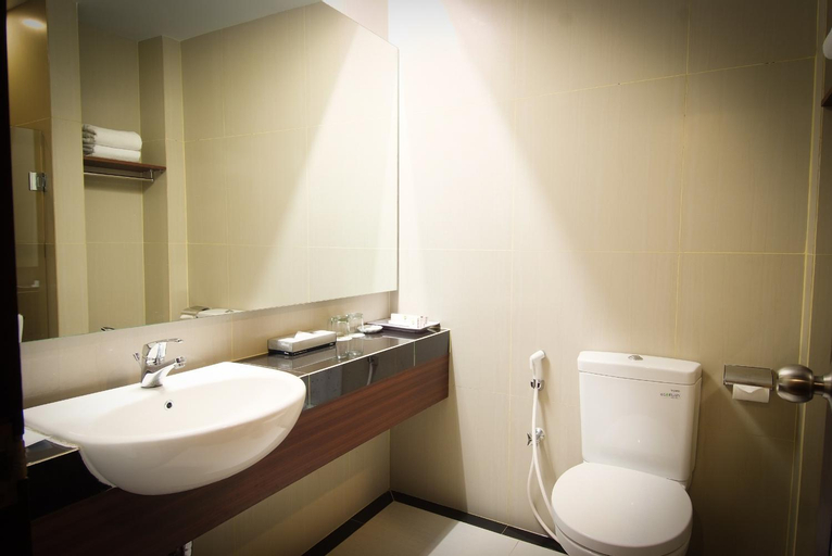 Bathroom 3