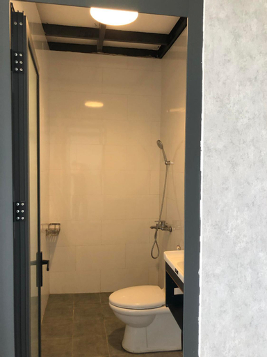 Bathroom 7