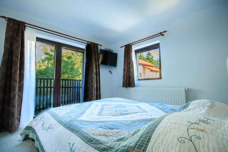 Bedroom 2, The Ghetto, Busteni