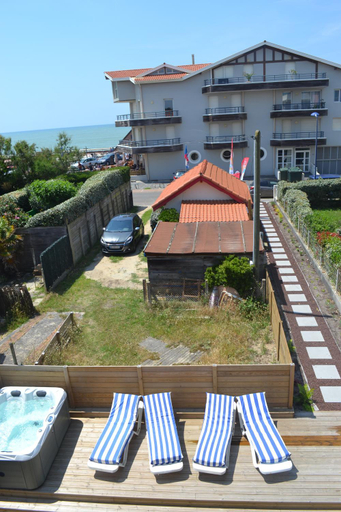 Others 3, BodyGo Surfhouse, Landes