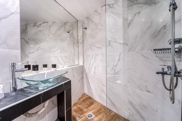 Bathroom 4, Island City Boutique Hotel, South Aegean