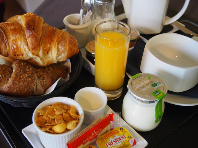 Food & Drinks 4, Hotel Du Croise, Nord